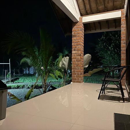 Mu Homestay Тетебату Екстериор снимка